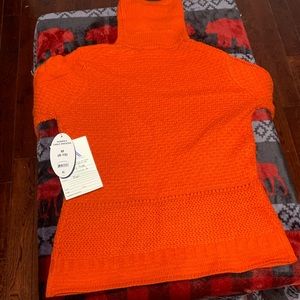 Scoop Women’s Cable Sweater